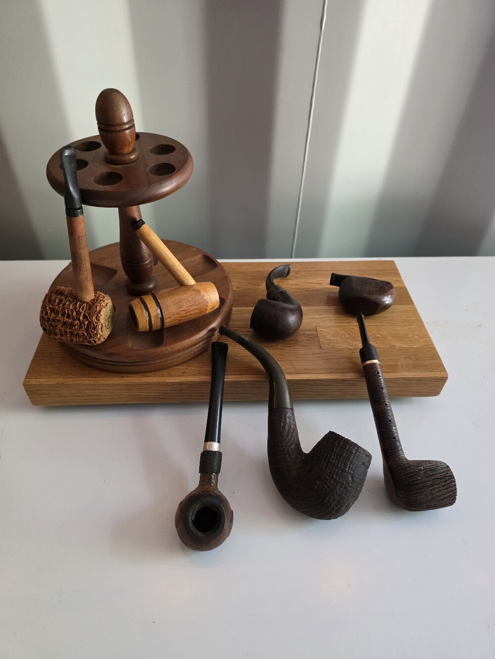 Vintage Pipe Lot With Pipes And Holder